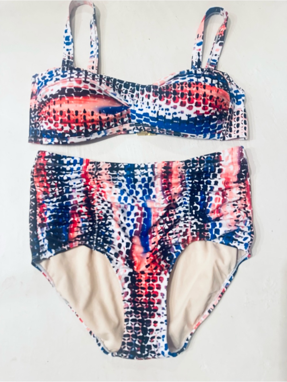 Swimsuits For All | Multicolor Printed High-Waist Bikini - Blue, Pink, Red